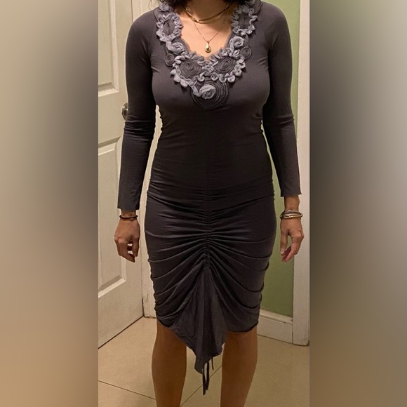Midi dress with ruched and floral detail, form fitting, long sleeve, dark gray - Picture 1 of 5
